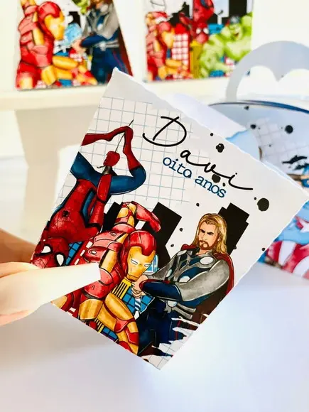 Lembrancinhas Personalizadas Vingadores - 40 Pçs