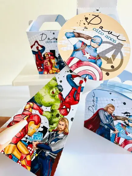 Lembrancinhas Personalizadas Vingadores - 52 Pçs