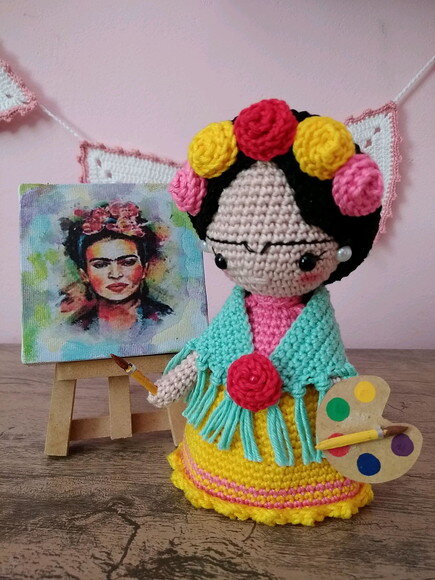 Amigurumi Frida Kahlo 1
