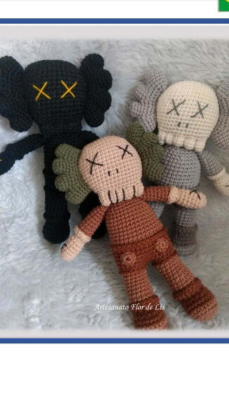 Boneco Amigirumi Kaws