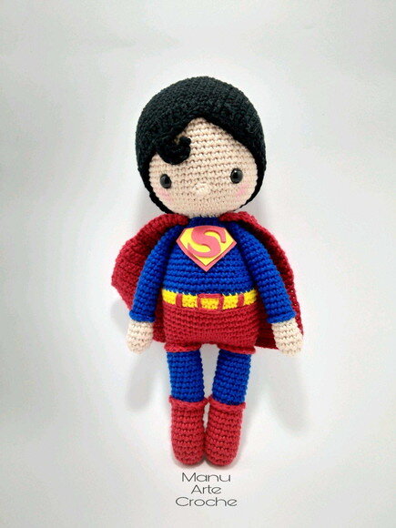 Super Homem Amigurumi Superman