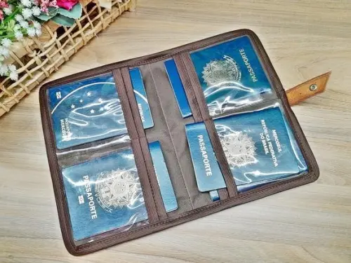 Porta Passaportes