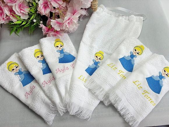 Toalha de Mão Infantil Personalizada e Elástico