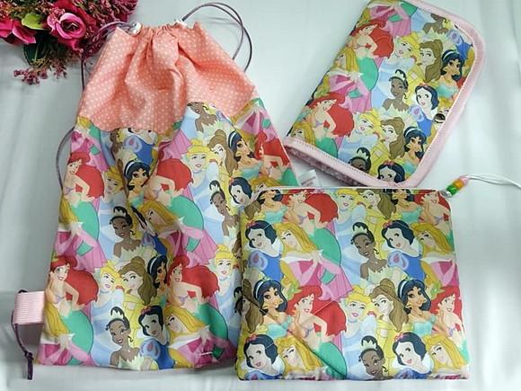 Kit Escolar Mochila Saco + Porta Lanche e Kit Higiene