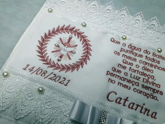 Toalha para Batizado Bordada e Personalizada