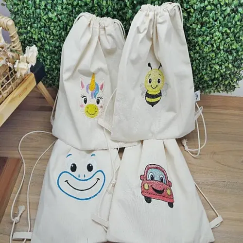 1 Mochila Saco Personalizada com Bordado e Nome