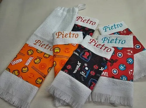 Toalhinhas de Mão Escolar Personalizada com Elástico