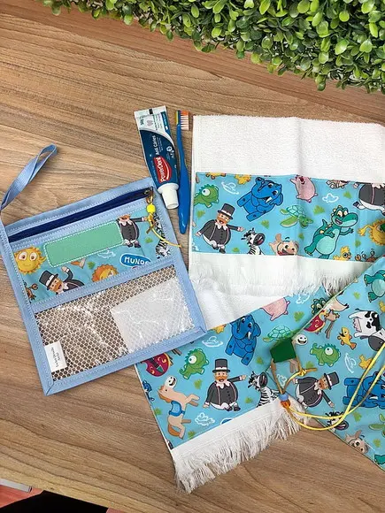 Kit Higiene Personalizado e Mochila Saco