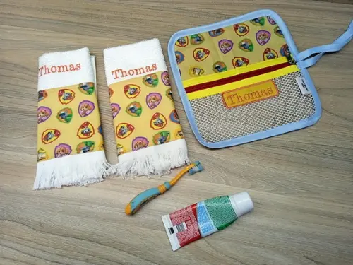 Porta Higiene Bucal Infantil Volta as Aulas