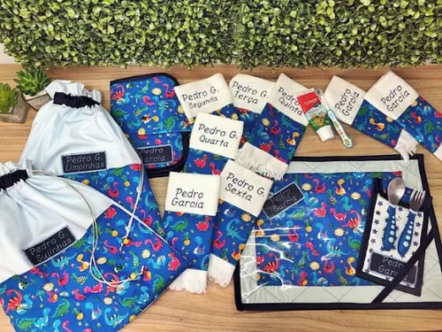 Soquinhos Organizadores Escolar Kit com 13 Peças