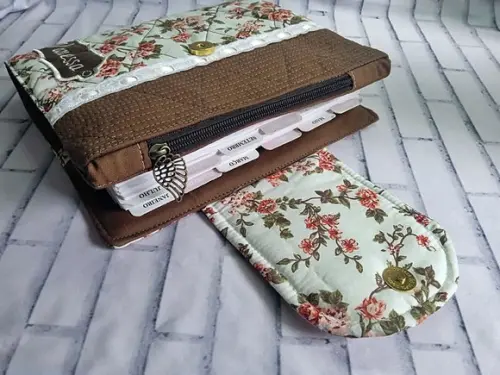 Capa para Agenda e Livros