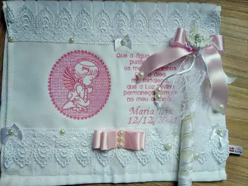 Toalha de Batismo e Vela Personalizada