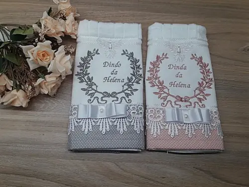 Kit 2 Toalhas de Batizado para Padrinhos