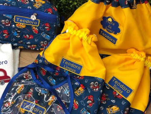 Kit Escolar Creche Infantil Saquinho Escolar