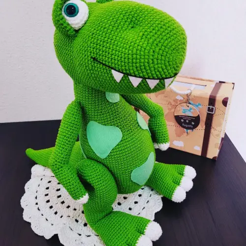 T-rex Amigurumi