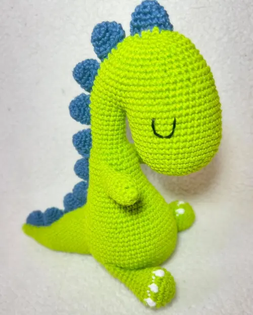 Dino Hugo Amigurumi