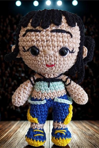 Amigurumi Zoey Guerreira do K-pop