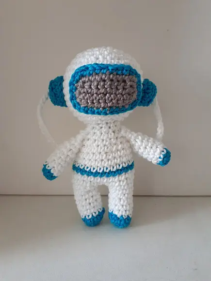Amigurumi Astronauta com Foguete