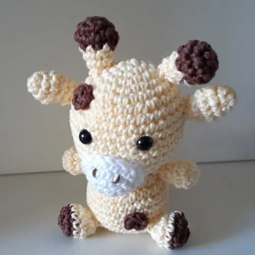 Amigurumi Mini Girafa