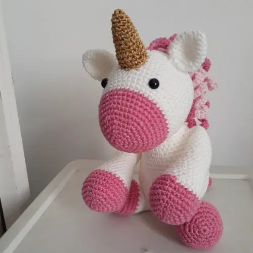 Amigurumi Unicórnio Lua