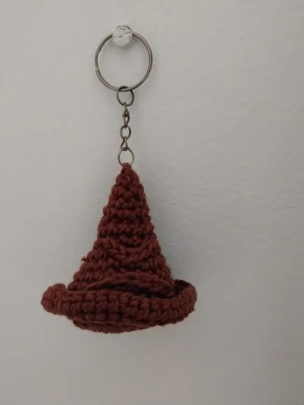 Chaveiro Amigurumi Chapéu Seletor (harry Potter)