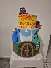 Bolo Fake Castelo Ra-tim-bum