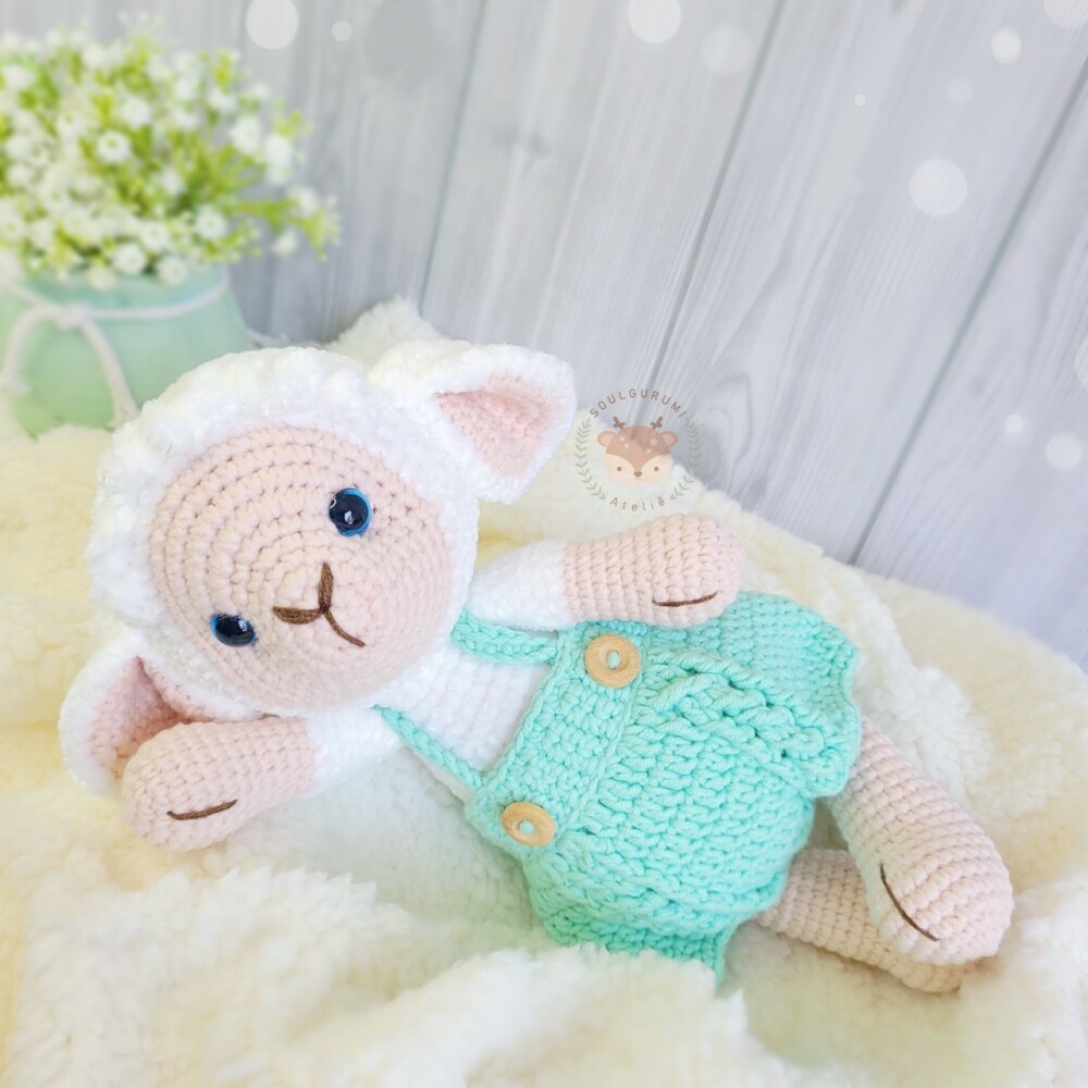 Ovelha Amigurumi