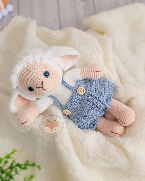 Ovelha Amigurumi