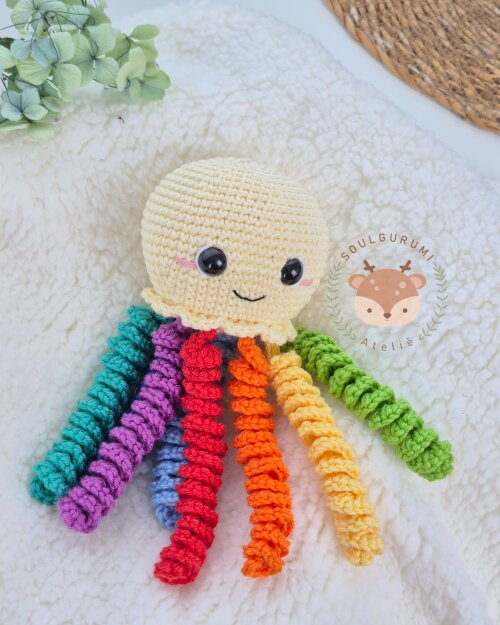 Polvo de croche para bebê modelo arco-iris