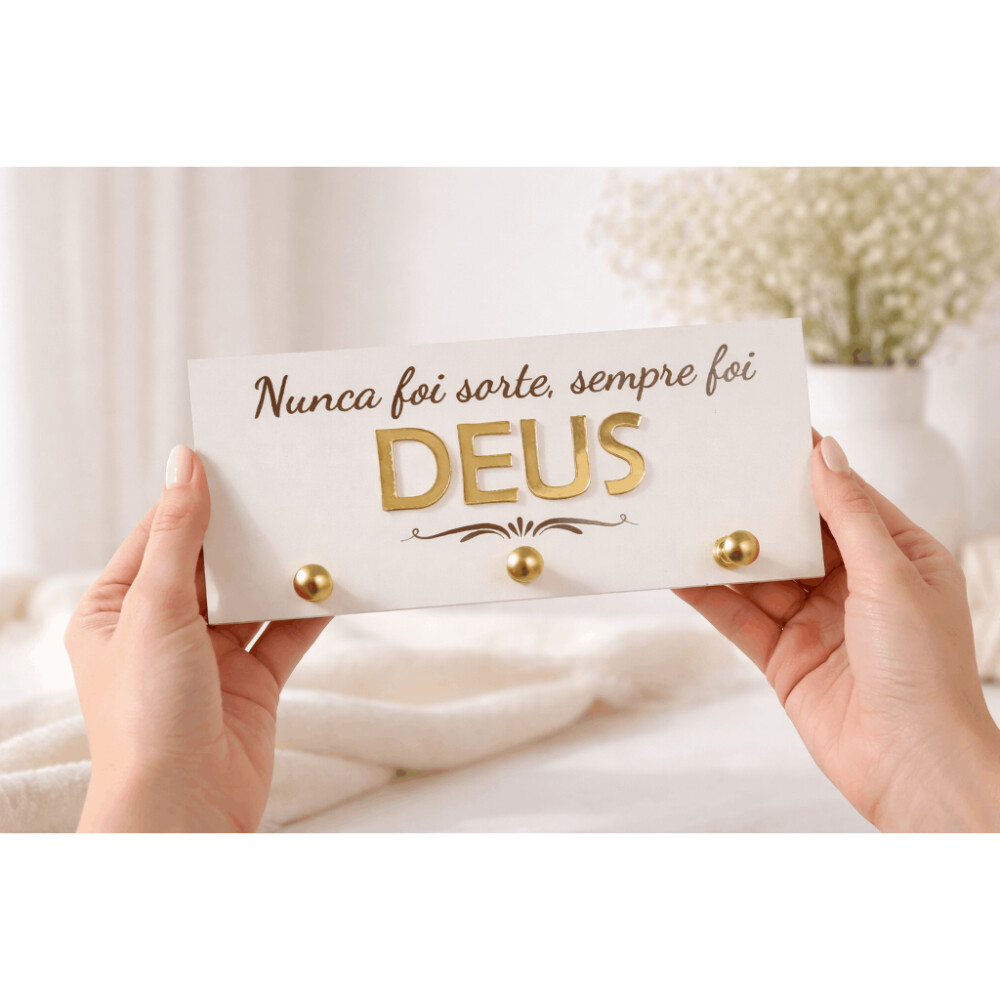 Porta Chaves Decorativo Deus em MDF e Acrílico Dourado