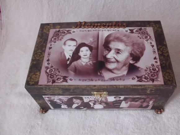 Baú: História em Família