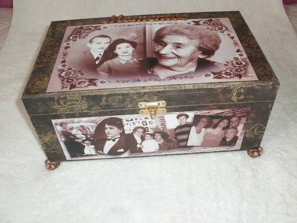 Baú: História em Família