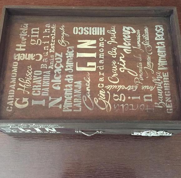 Caixa Bandeja Gin