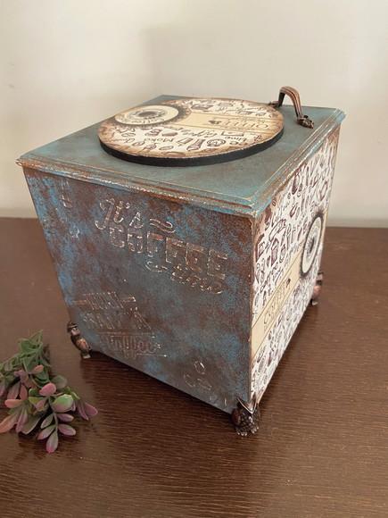 Caixa Cápsulas de Café 2
