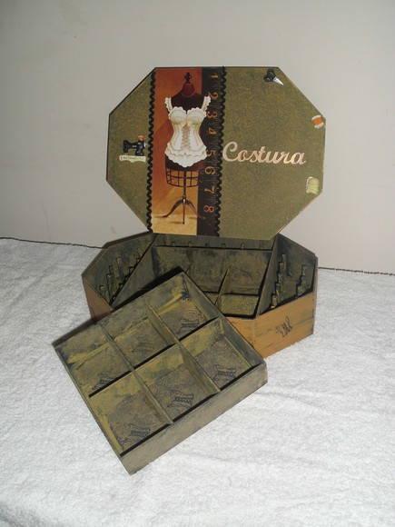 Caixa de Costura Grande Corselet
