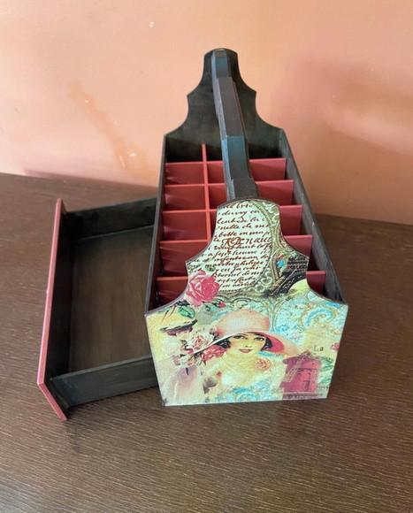 Caixa de Esmaltes / Manicure