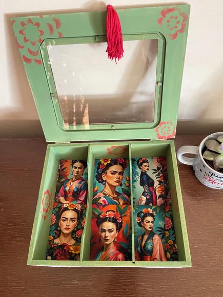 Caixa de Óculos Frida Khalo 02