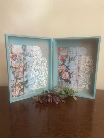 Caixa Livro Vintage Floral