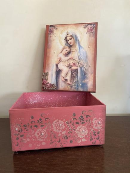 Caixa Nossa Senhora e Jesus