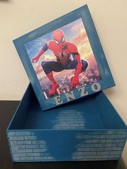 Caixa Personalizada do Homem Aranha
