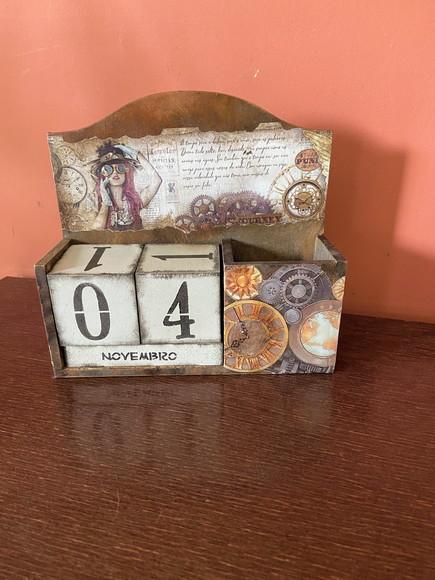 Calendário Permanente de Mesa