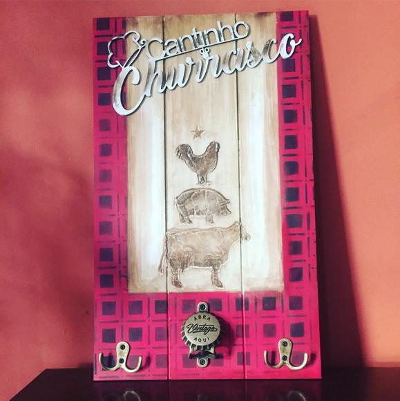 Cantinho do Churrasco com Abridor de Garrafas