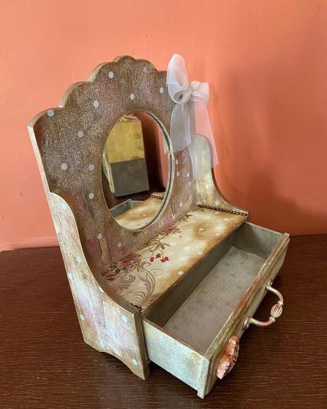 Mini Penteadeira