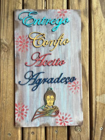 Placa Entrego Confio Aceito e Agradeço