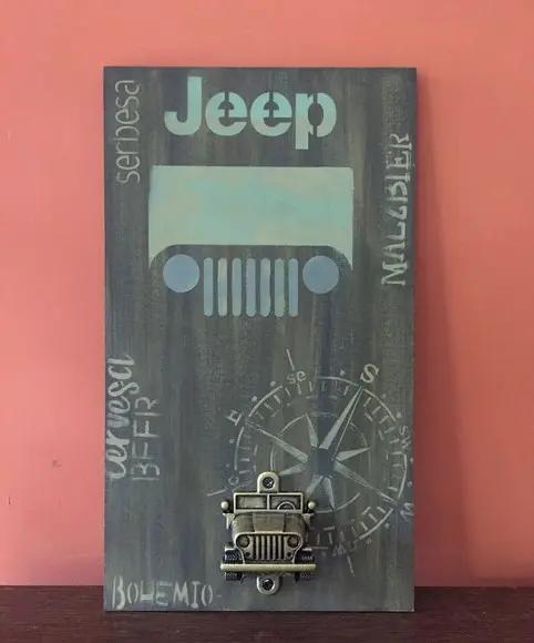 Abridor de Garrafas de Parede Jeep