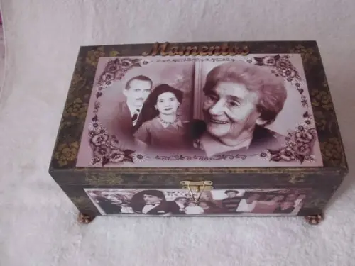 Baú: História em Família