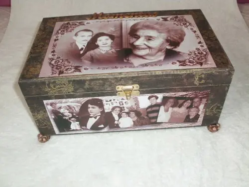 Baú: História em Família