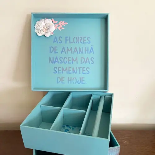 Caixa de Bijuterias Alta