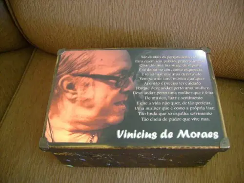 Caixa de Cds ou Dvds Soneto de Corifeu