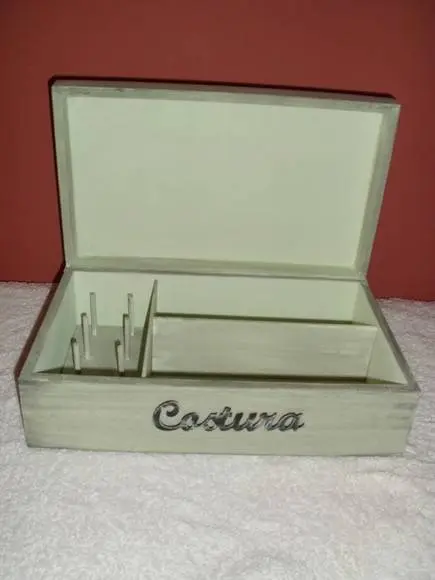 Caixa de Costura Retrô